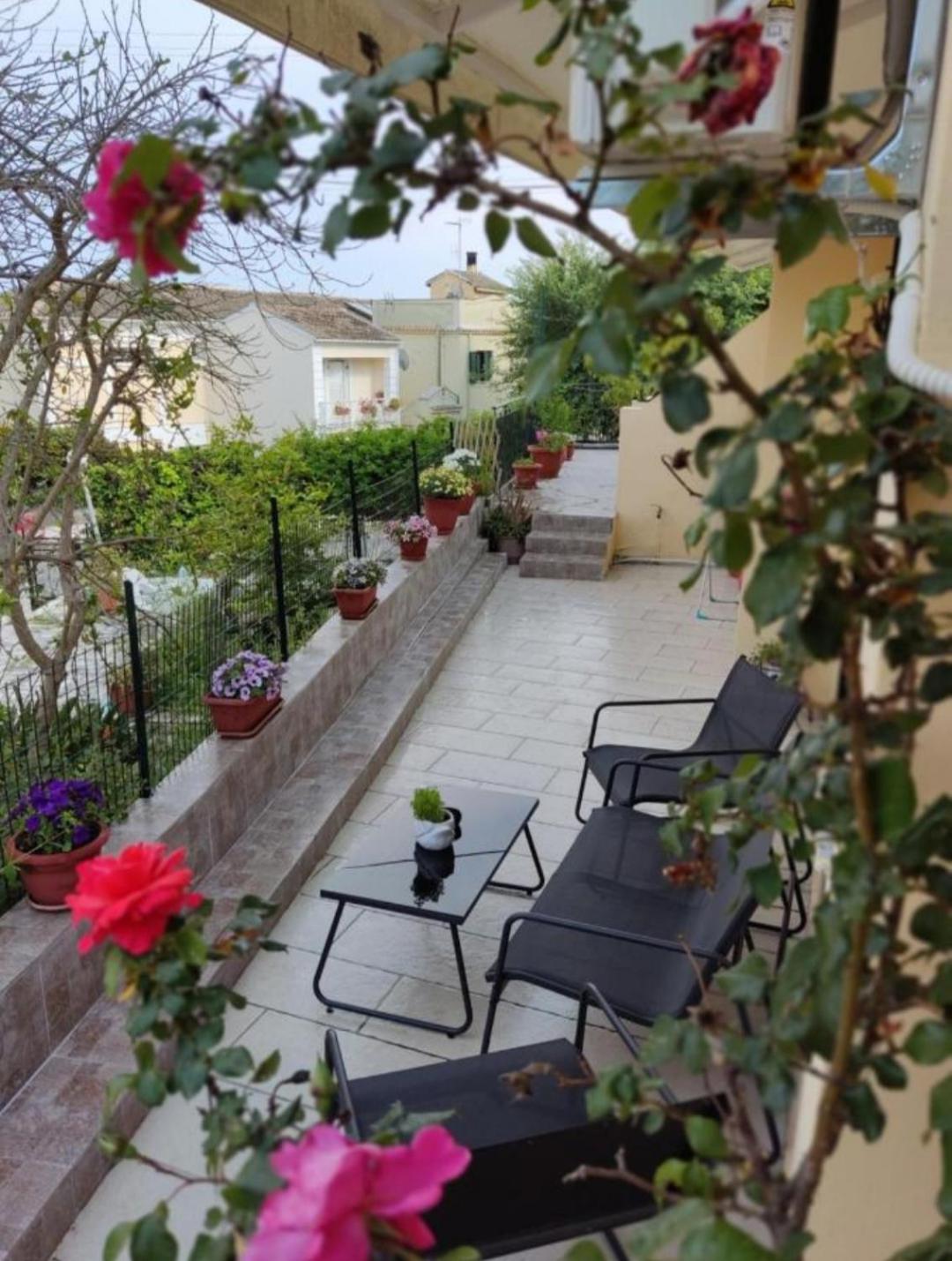 Peters Apartment Corfu (city) מראה חיצוני תמונה