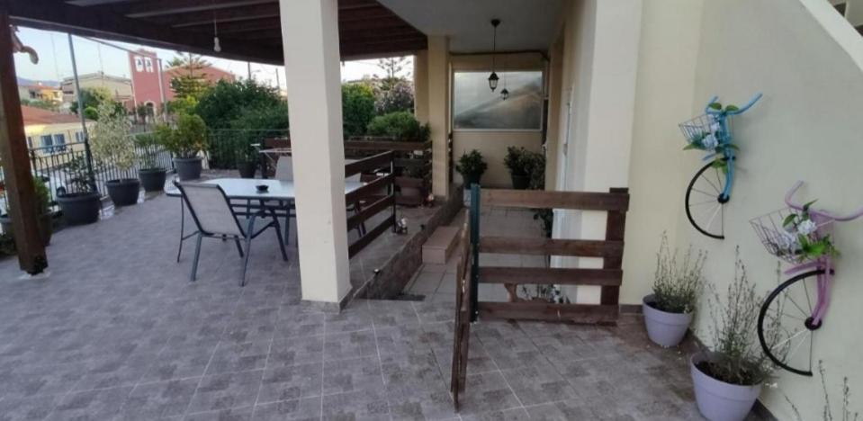 Peters Apartment Corfu (city) מראה חיצוני תמונה