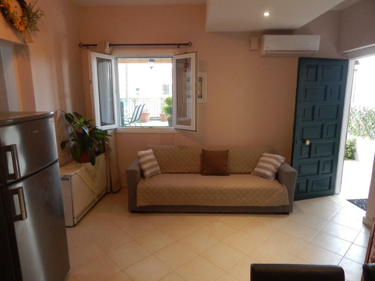 Peters Apartment Corfu (city) מראה חיצוני תמונה